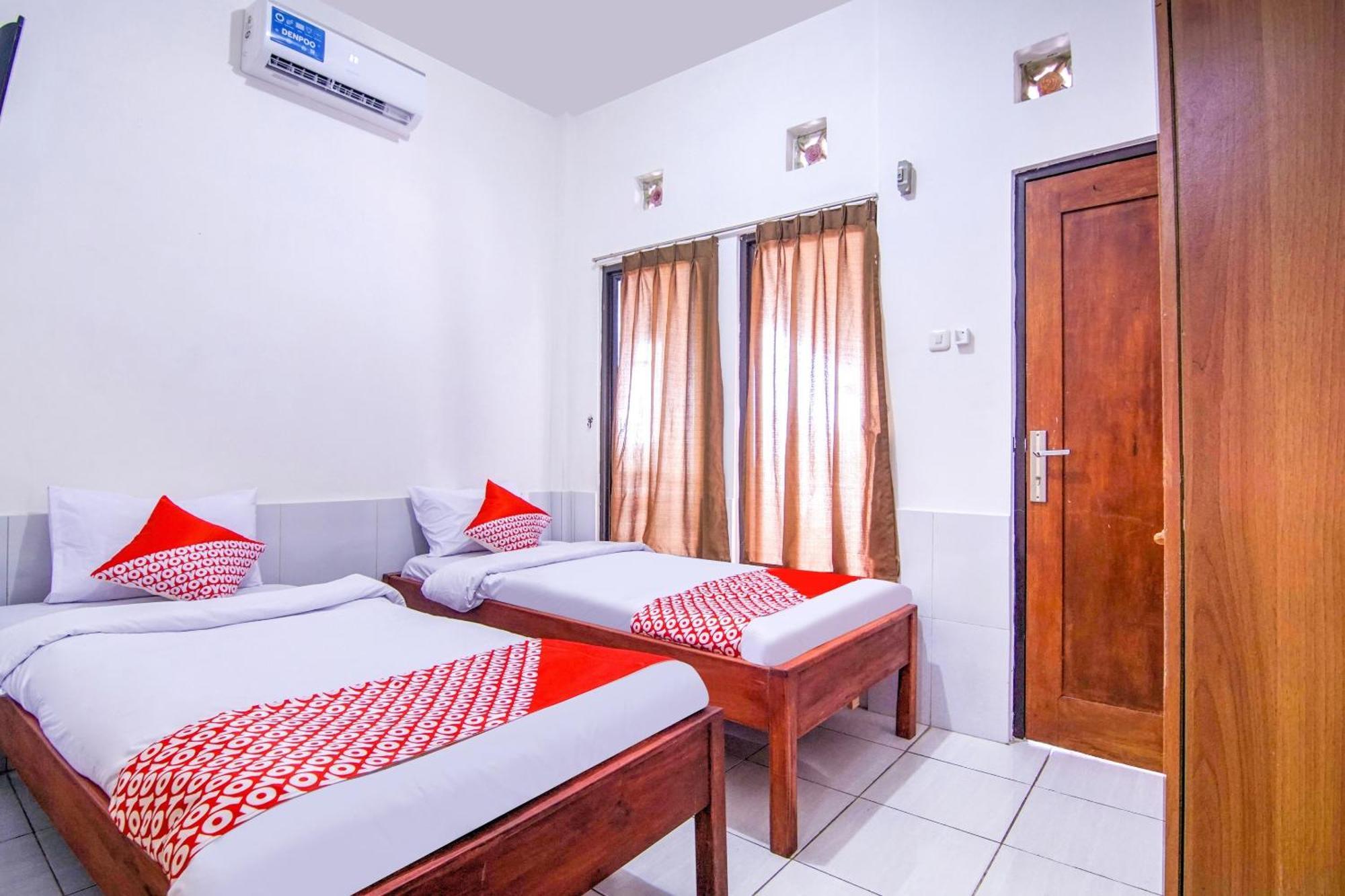 OYO 3317 Maju Jaya Homestay Syariah Bogor Bagian luar foto